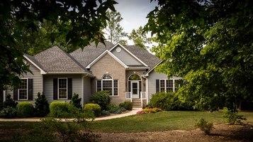 Изключително качествени имоти 18 от Remax Изключително качествени имоти 18