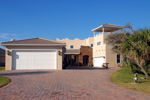 Каталог недвижими имоти 9 от Remax Каталог недвижими имоти 9