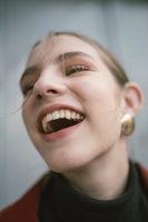 Информация за Поставяне на фасети софия 28 от The Smile Company Информация за Поставяне на фасети софия 28