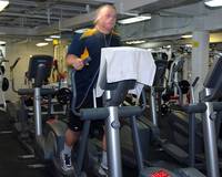 Най-добрите на пазара лежанки 34 от JK Fitness Най-добрите на пазара лежанки 34