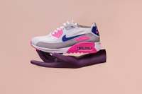 Научете за дамски маратонки Nike 34